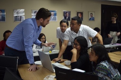 Tim Mayer of SERVIR Science Coordination Office discusses techniques with participants